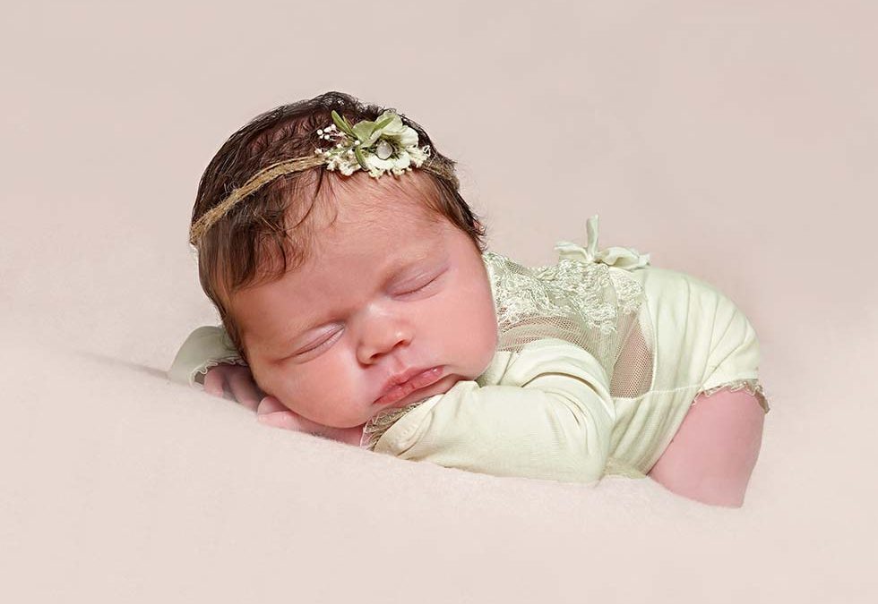 Tiny Violets Photography, Newborn baby photoshoot, newborn photo shoot, newborn photos, newborn photographer, newborn photo session