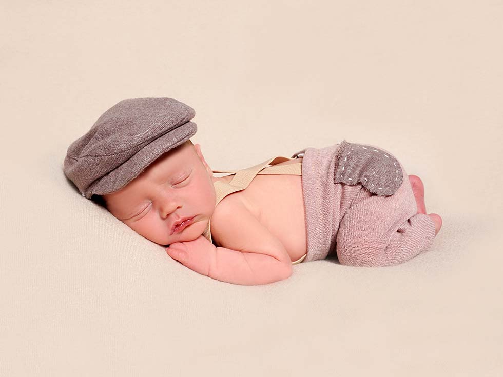 Tiny Violets Photography, Newborn baby photoshoot, newborn photo shoot, newborn photos, newborn photographer, newborn photo session