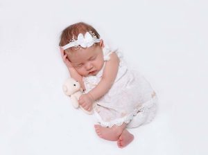 Newborn baby photoshoot, newborn photo shoot, newborn photos, newborn photographer, newborn photo session, shy violet photography, tiny violets photography