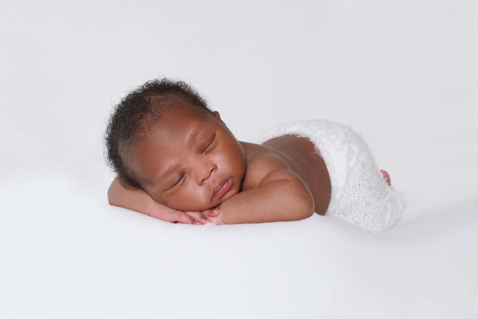 Newborn baby photoshoot, newborn photo shoot, newborn photos, newborn photographer, newborn photo session, shy violet photography, tiny violets photography