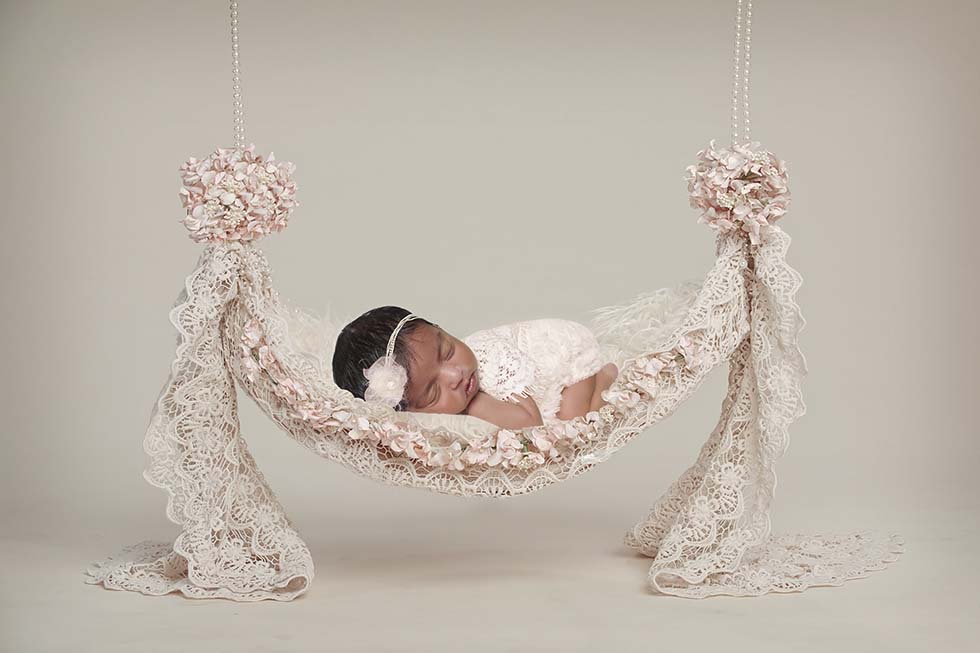 SASHA FLORAL SWING FOR ME. FULL ED Newborn baby photoshoot, newborn photo shoot, newborn photos, newborn photographer, newborn photo session, shy violet photography, tiny violets photography