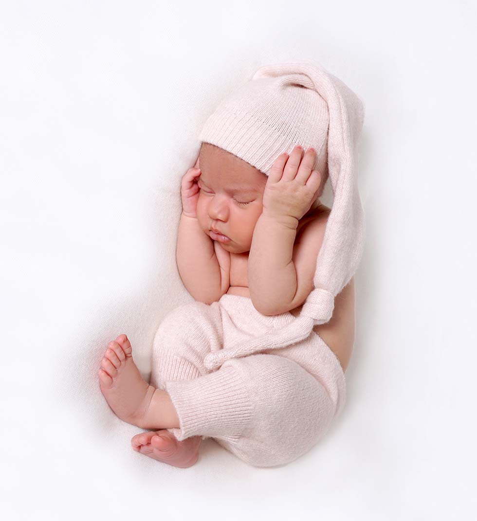 Newborn baby girl Willow at 8 days Newborn baby photoshoot, newborn photo shoot, newborn photos, newborn photographer, newborn photo session, shy violet photography, tiny violets photography