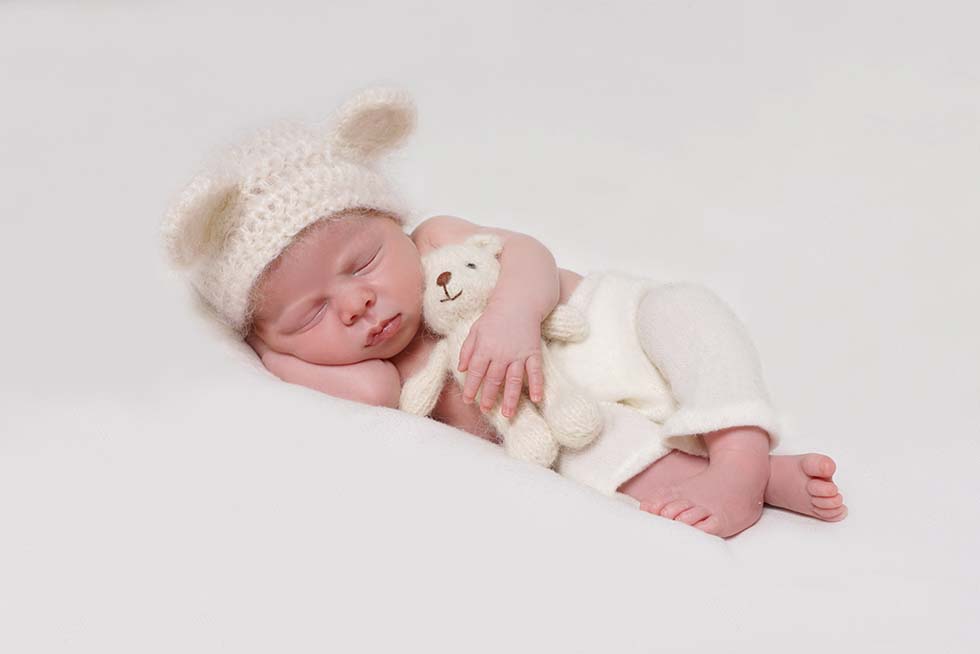Newborn boy and teddy photo Newborn baby photoshoot, newborn photo shoot, newborn photos, newborn photographer, newborn photo session, shy violet photography, tiny violets photography