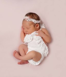 Newborn baby photoshoot, newborn photo shoot, newborn photos, newborn photographer, newborn photo session, shy violet photography, tiny violets photography